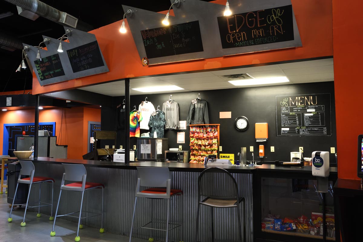 EdgeFacility-01 EdgeFacility-01