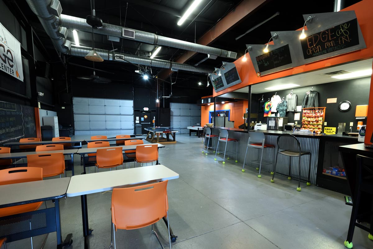 EdgeFacility-09 EdgeFacility-09